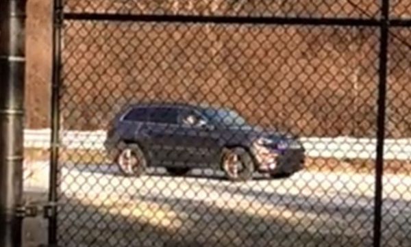 spy photos 2018 Jeep Grand Cherokee Hellcat